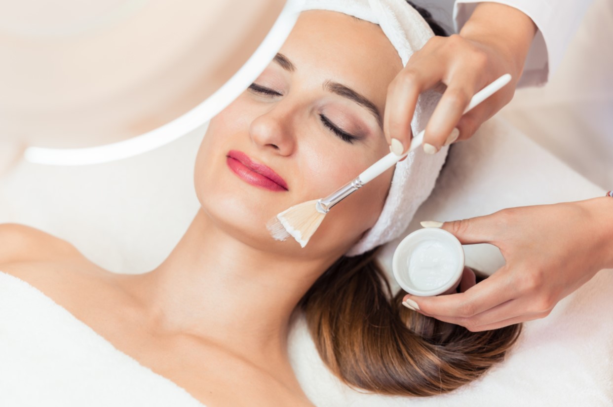 facial-treatments-aesthetics